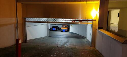 Foto - Stellplatz in eine abgeschlossene Tiefgarage