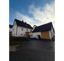 EinZweifamilienhaus zu verkaufen - Dischingen