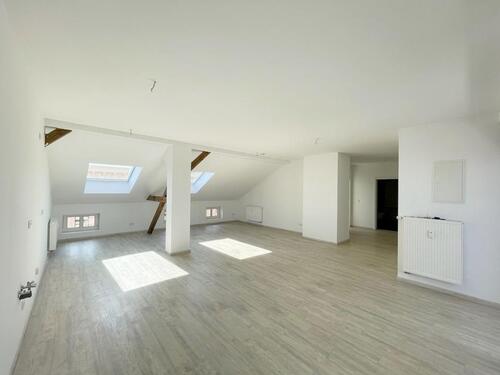 Foto - Modernes Dachgeschoss-Feeling – 3 Zimmer mit Terrasse im Paulusviertel + 1 Monat kaltmietfrei!