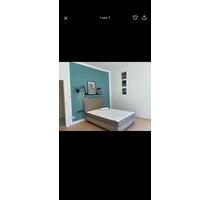 Miete eines Zimmers in einer Wohngemeinschaft (WG) - Karlsruhe Hagsfeld