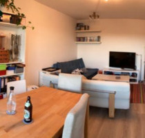 Moderne und helle 2-Zimmer Wohnung im 5.OG mit Balkon in Augsburg