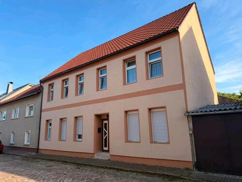 Foto - 10 Zimmer Haus mit Hof und Hinterhof frisch Renoviert komplett