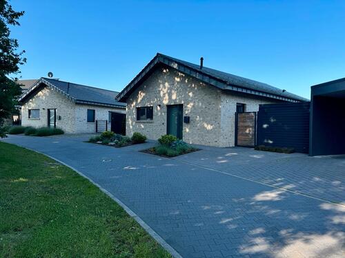Foto - Schönes Ferienhaus mit Sauna am Harkebrügger See Nähe Oldenburg