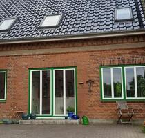 Lichtdurchflutete Erdgeschosswohnung auf dem Land - Esgrus