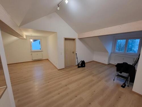 Foto - 3 Zimmer Dachgeschoßwohnung zur Miete in Altenstadt an der Waldnaab