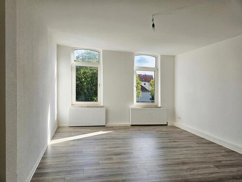 Foto - Renovierte 3-Zimmer-Wohnung mitten in Lehe - zentrale Lage mit *Gutscheinaktion + *1 Monat mietfrei