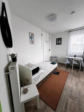 Foto - Möbliertes Zimmer mit Küche & Bad – sofort frei