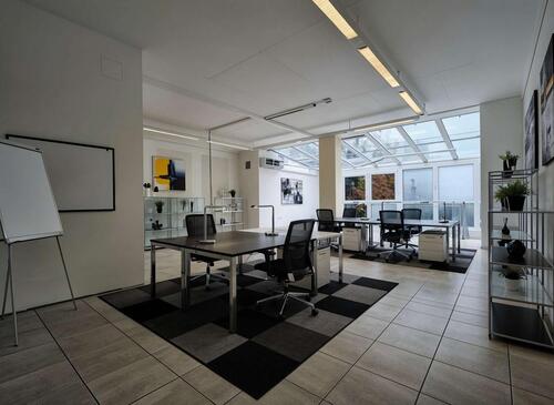 Foto - Vielseitig nutzbare Gewerbefläche u. a. als Büro - in ruhiger Lage von Walpertskirchen!!