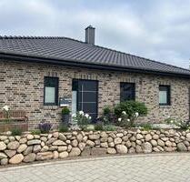 Energieeffizientes, neuwertiges EFH in Feldrandlage - Groß Wittensee