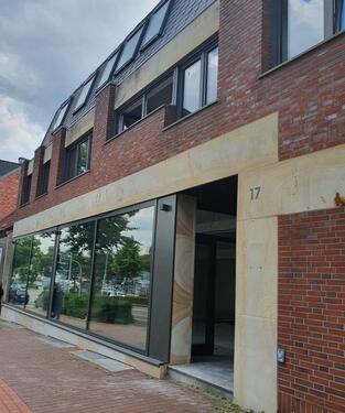 Foto - große 3 Zimmerwohnung im DG - 890,00&nbsp;EUR Kaltmiete, ca.&nbsp; 92,00&nbsp;m&sup2;