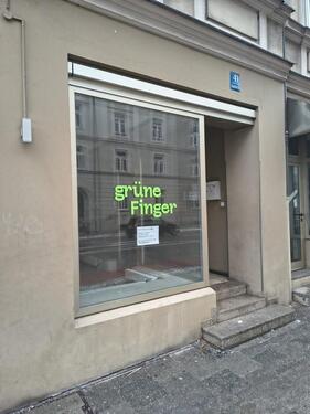 Foto - BEFRISTET !!!! Laden Nähe Baldeplatz