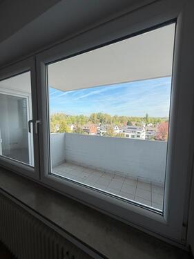 Foto - Hochwertige 3-Zimmer Wohnung, 5. OG, Aufzug, Balkon Lev-Opladen