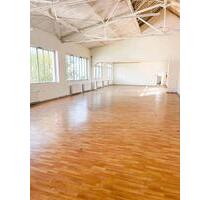 Halle,Saal zu vermieten - 100,00 EUR Kaltmiete, in Wuppertal (PLZ: 42275)