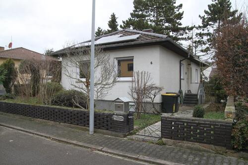 Foto - modernisierter Bungalow im Grünen in 55296 Harxheim