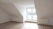Foto - Exklusives Wohnen unterm Dach – mit Balkon und eigenem Stellplatz