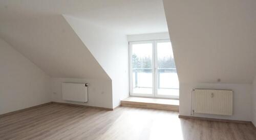 Foto - Exklusives Wohnen unterm Dach – mit Balkon und eigenem Stellplatz