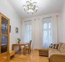 Gepflegter Altbau (44,1 m²) mit 2 separat begehbaren Zimmern & 3, - Berlin Charlottenburg-Wilmersdorf