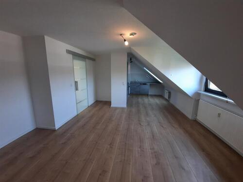 Foto - Gemütliche Dachgeschosswohnung mit Einbauküche – 38518 Gifhorn