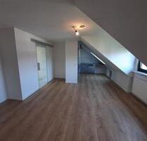 Gemütliche Dachgeschosswohnung mit Einbauküche – 38518 Gifhorn