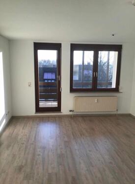 Foto - Schöne 4-Zimmer-Wohnung auf den Reutenen mit Balkon2.OG mit 89 qm