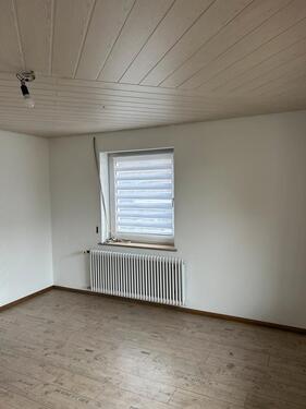 Foto - 3 Zimmerwohnung - 1.000,00&nbsp;EUR Kaltmiete, ca.&nbsp; 75,00&nbsp;m&sup2;