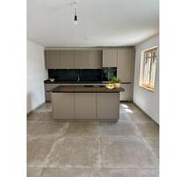 Etagen-Wohnung Lichtdurchflutete mit Einbauküche und 2 Balkonen in Markt Indersdorf