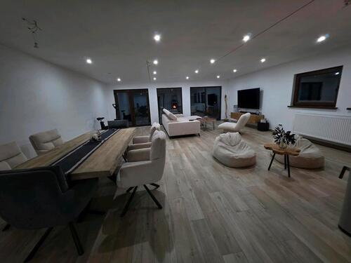 Foto - 6 Zimmer Einfamilienhaus zum Kaufen in Homburg