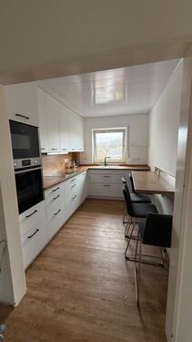 Foto - 4-Zimmer-Wohnung mit Balkon, Parkplatz & Keller