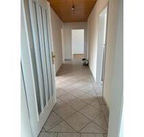 3 Zimmer Wohnung in Engstlatt - 900,00&nbsp;EUR Kaltmiete, ca.&nbsp; 90,00&nbsp;m&sup2; in Balingen (PLZ: 72336)