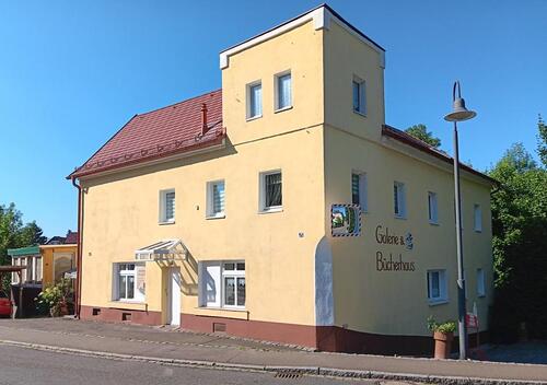 Foto - Markantes Wohnhaus - 145.000,00 EUR Kaufpreis,
