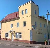 Markantes Wohnhaus - 145.000,00 EUR Kaufpreis, in Reinsdorf (PLZ: 08141)