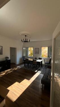 Foto - möbliertes WG-Zimmer in renovierter Altbauwohnung in Bad Cannstat