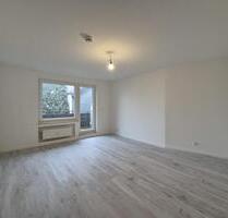 ERSTBEZUG NACH KOMPLETTSANIERUNG! - Velbert