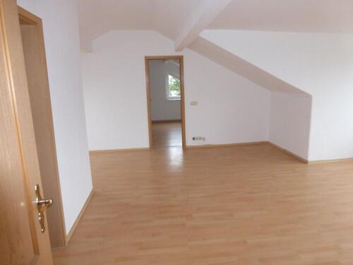 Foto - 2.5 Zimmer Dachgeschoßwohnung zur Miete in Garching an der Alz