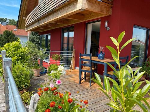 Foto - Grosse 2-3 Zimmer Wohnung m. Garten und Terasse als 'Teil-WG'