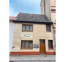 Sanierungsbedürftiges Haus zu verkaufen - Haldensleben