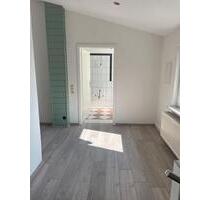 Dachgeschosswohnung zur Miete - 700,00&nbsp;EUR Kaltmiete, ca.&nbsp; 70,00&nbsp;m&sup2; in Osterberg (PLZ: 89296)