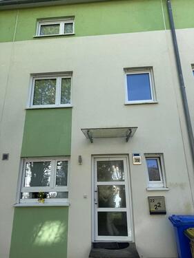 Foto - Provisionsfrei direkt vom Eigentümer –modernes Reihenhaus 2018-BJ