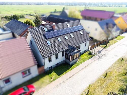 Foto - Dreiseitenhof mit 4.548 m² Grundstück & 2 Wohnungen