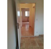 1 ZKB EG-Wohnung in Top Lage! - 550,00&nbsp;EUR Kaltmiete, ca.&nbsp; 35,00&nbsp;m&sup2; in Rüsselsheim am Main (PLZ: 65428)