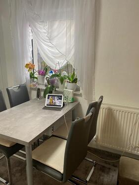 Foto - 3-Zimmer-Souterrainwohnung mit großer Terrasse