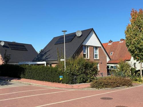 Foto - Buxtehude: Freistehendes Einfamilienhaus in hervorragender Lage