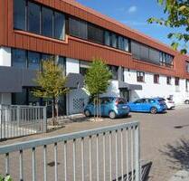 Exklusive Büroflächen – 360 m² mit Glastrennwänden, Dachterrasse - Mühlheim am Main