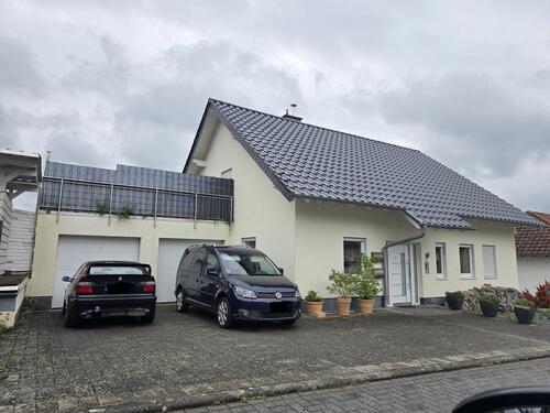 Foto - Wohnung mit Einliegerwohnung in ruhiger, wunderschöner Lage