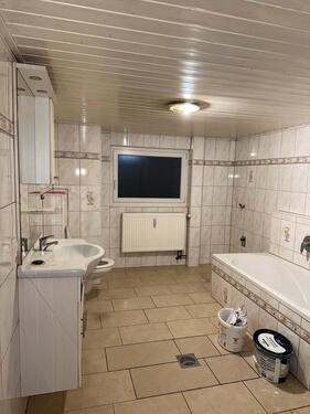 Foto - 3-Zimmer-Wohnung – Nähe Bahnhof & Stadtmitte inkl. Balkon