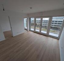 Erstbezug frei ab 15.12.2025: 2-Zimmerwohnung EBK Südwest-Balkon - München Aubing-Lochhausen-Langwied