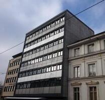 Geschäftsräume am Ständeplatz mit über 15m Schaufensterfront - Kassel