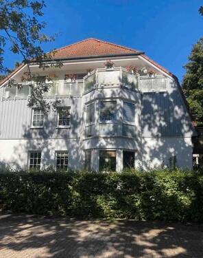 Foto - 4-Zi. Dachgeschoss Wohnung mit Balkon, Garten & Klimaanlage