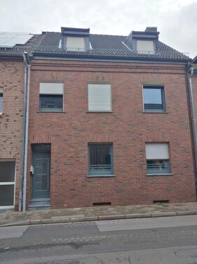 Foto - Provisionsfreies, teilrenoviertes EFH mit großem Garten