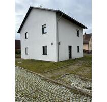 Modernes Einfamilienhaus in Uehlfeld , 4Zi., 144qm, 723qm Grund